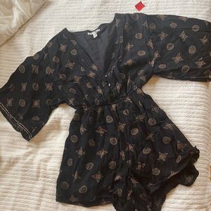 Black patterned romper